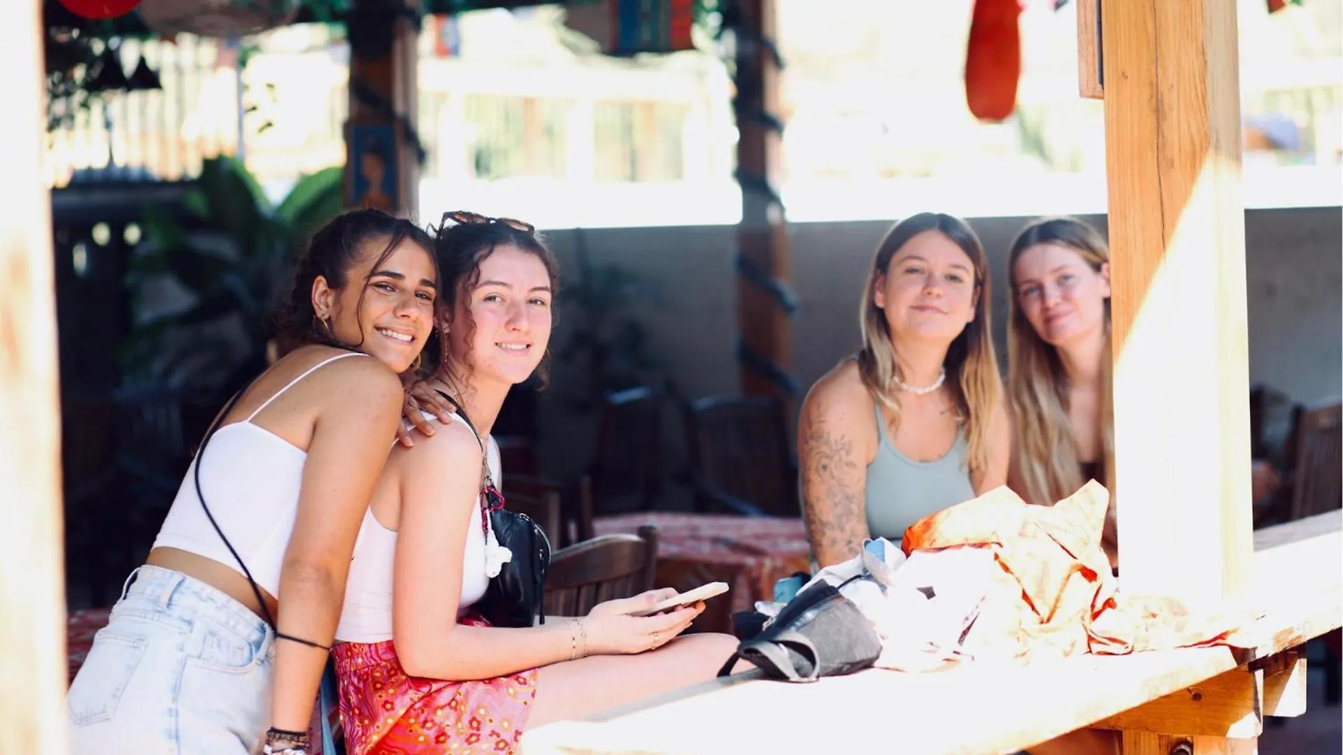 Chanthavong Hostel Luang Prabang 0*,